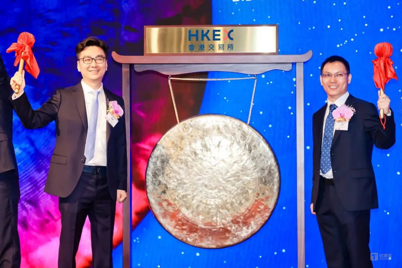 云知声创始人兼CEO黄伟(左)与云知声联合创始人、董事长兼CTO梁家恩(右)