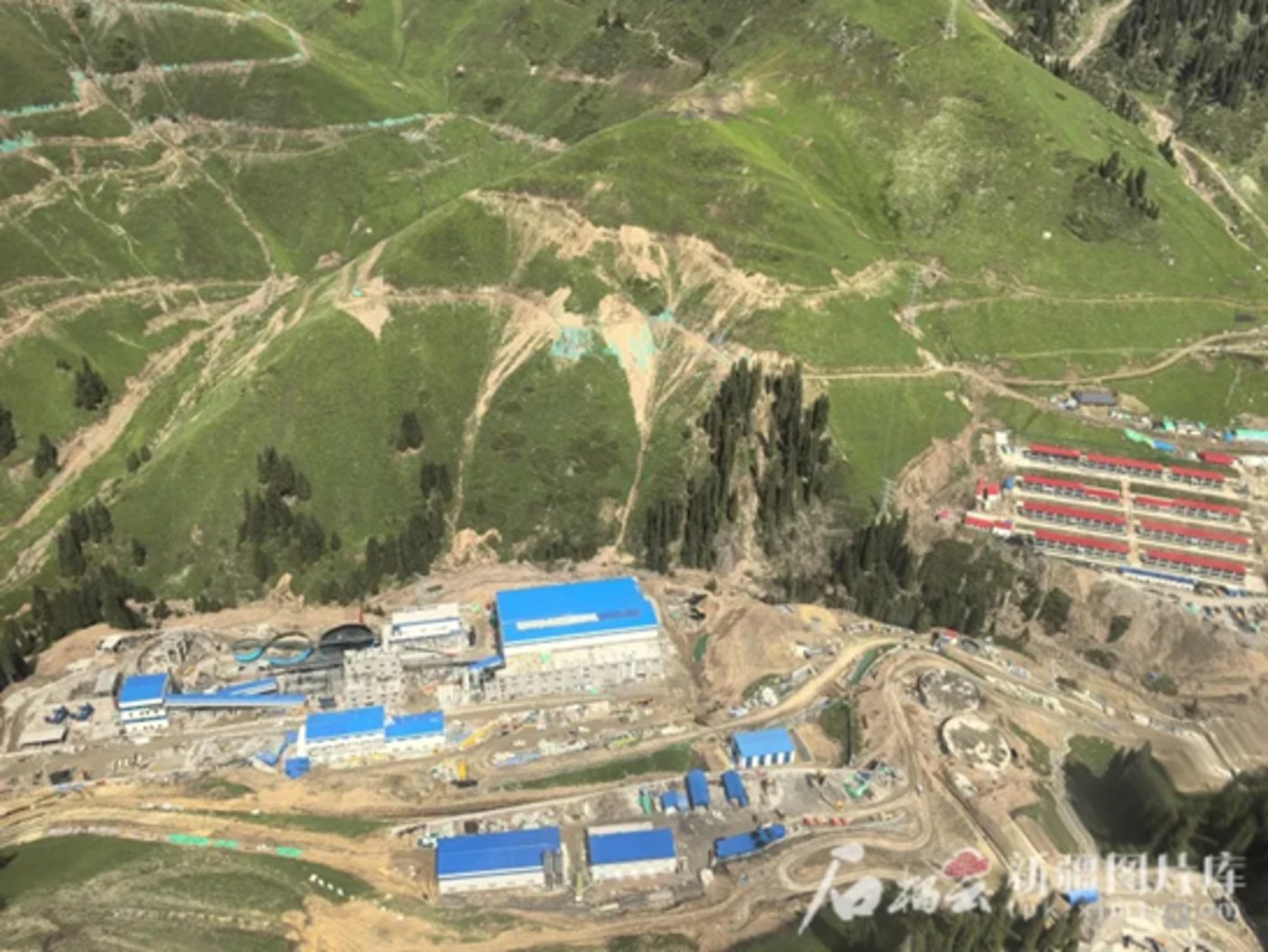 卡特巴阿苏金矿，图源新疆日报