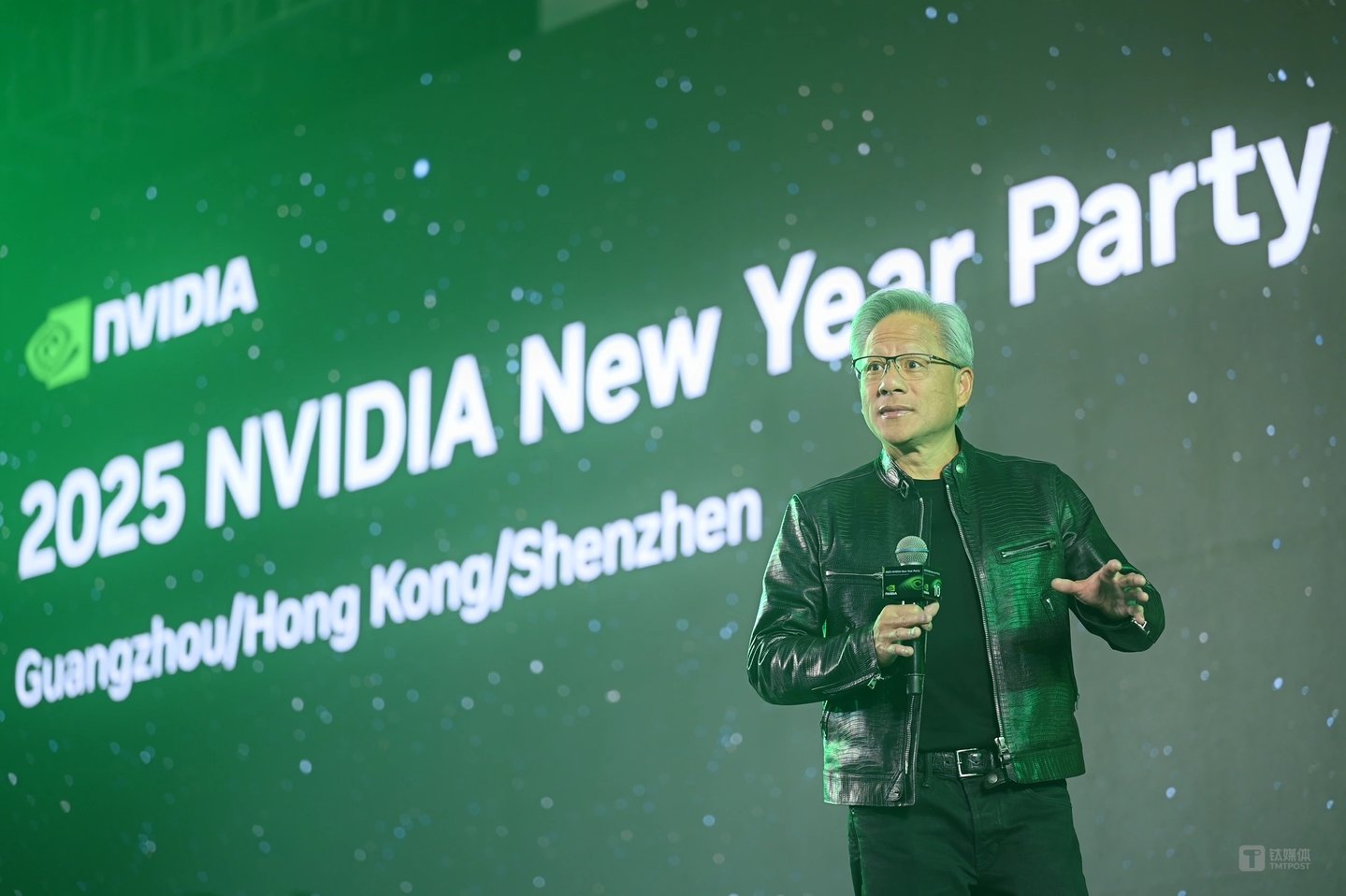 英伟达CEO黄仁勋