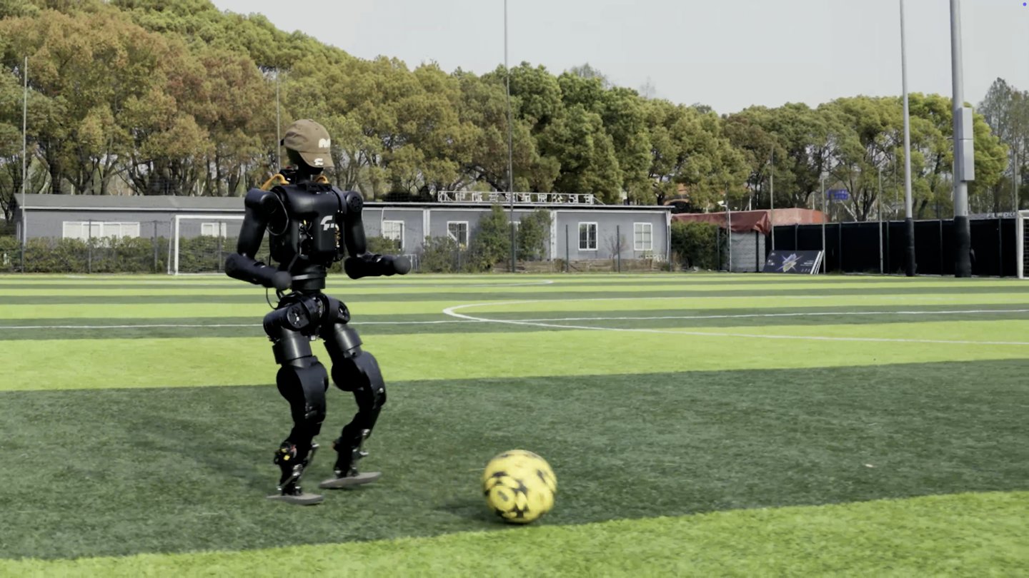 国内首款开源验证人形机器人Fourier N1