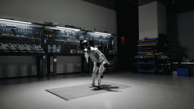 NOETIX Robotics松延动力 N2机器人后空翻（来源：受访者提供）