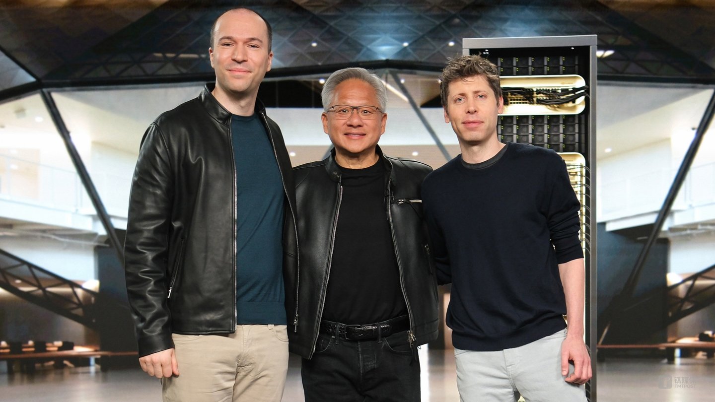 OpenAI联合创始人兼总裁Greg Brockman,英伟达CEO黄仁勋,OpenAI CEO奥尔特曼